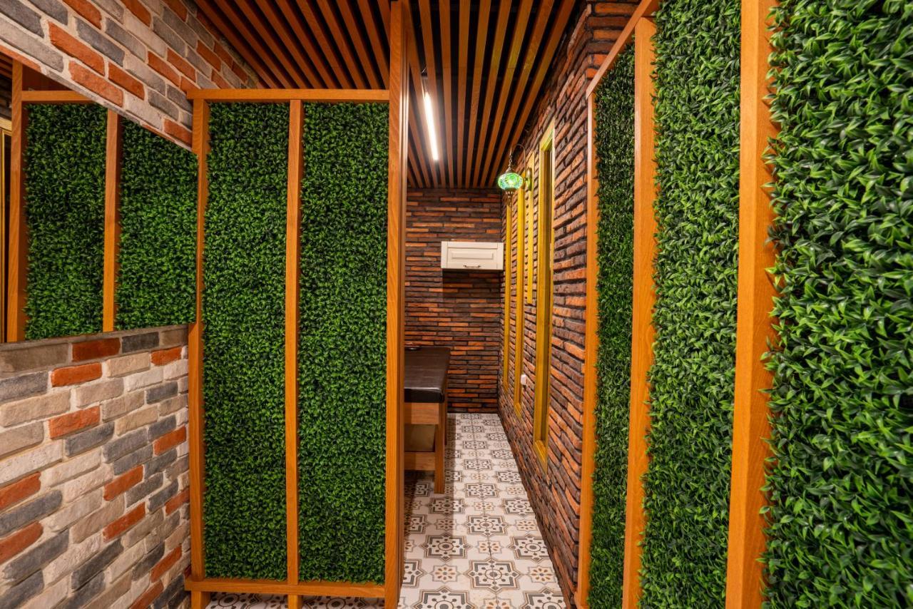 Poison Garden Suite Gozalan Kültér fotó